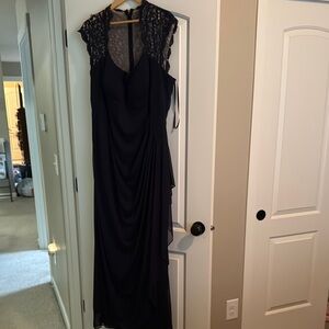 Elegant Navy Lace Evening Gown